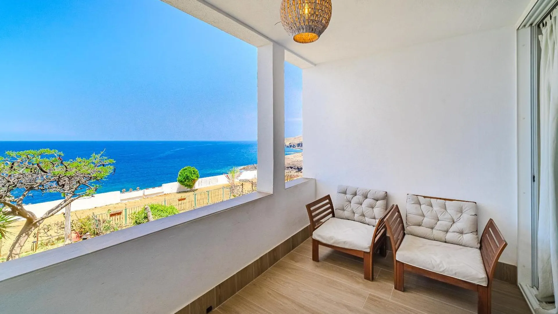 Ocean Breeze Apartments Callao Salvaje